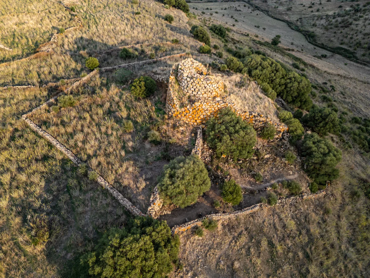 NURAGHE TOLINU